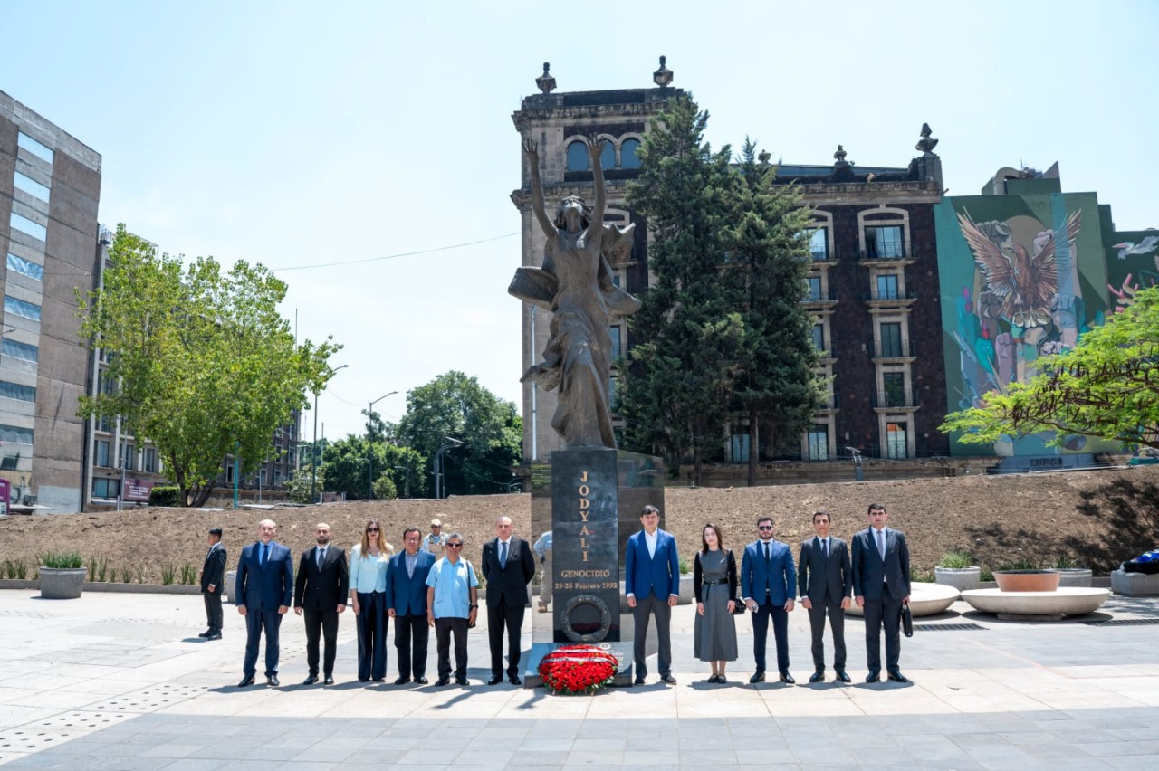 Fuad Muradov Meksikada görüş keçirdi - FOTOLAR